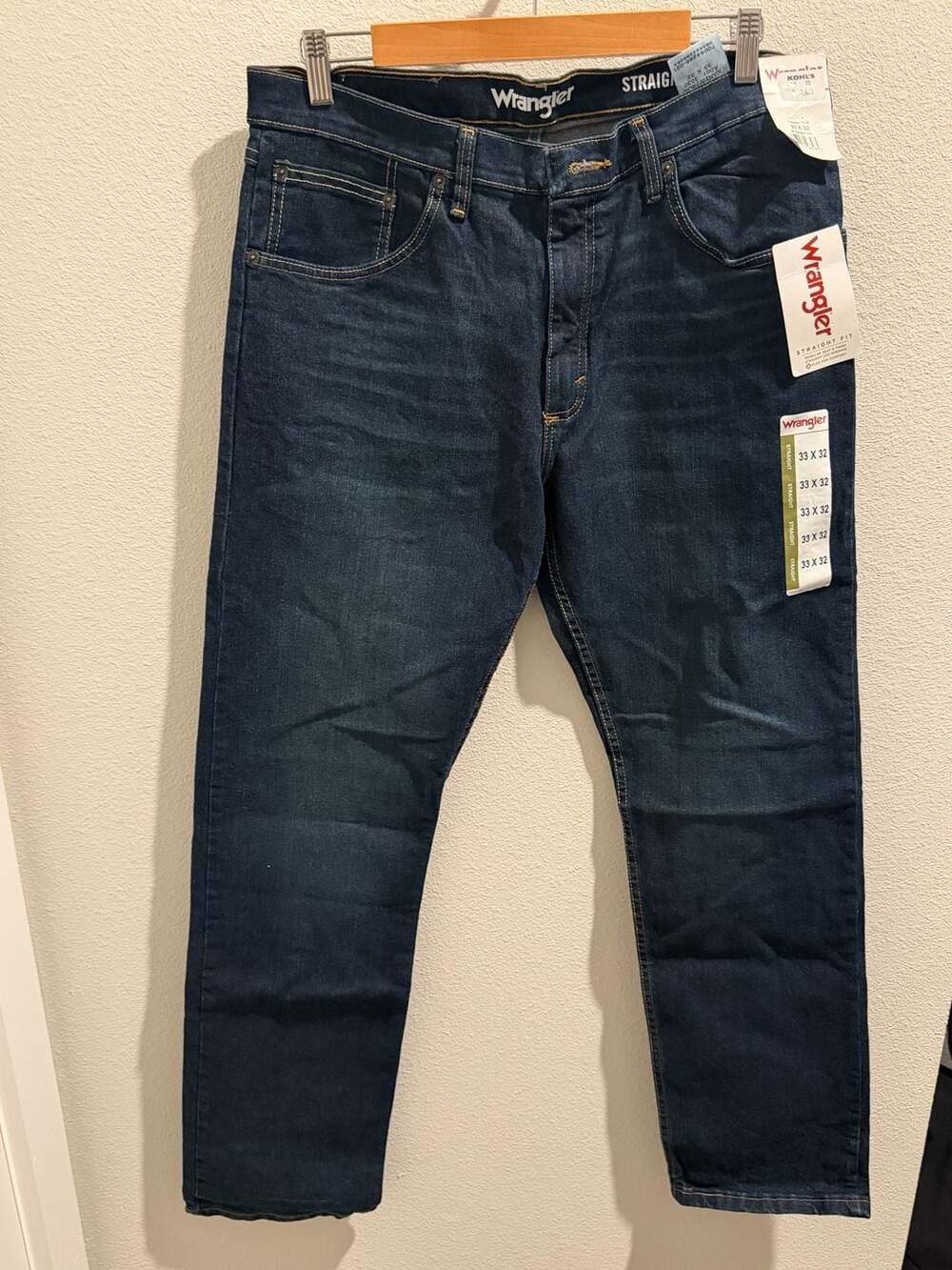 Wrangler Straight Fit Jeans 33x32